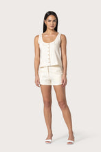 Lusana Tailor Linen Short in Almond