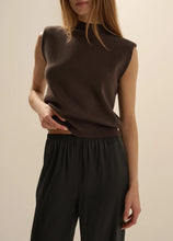 Favorite Daughter The Whitney Top in Espresso
