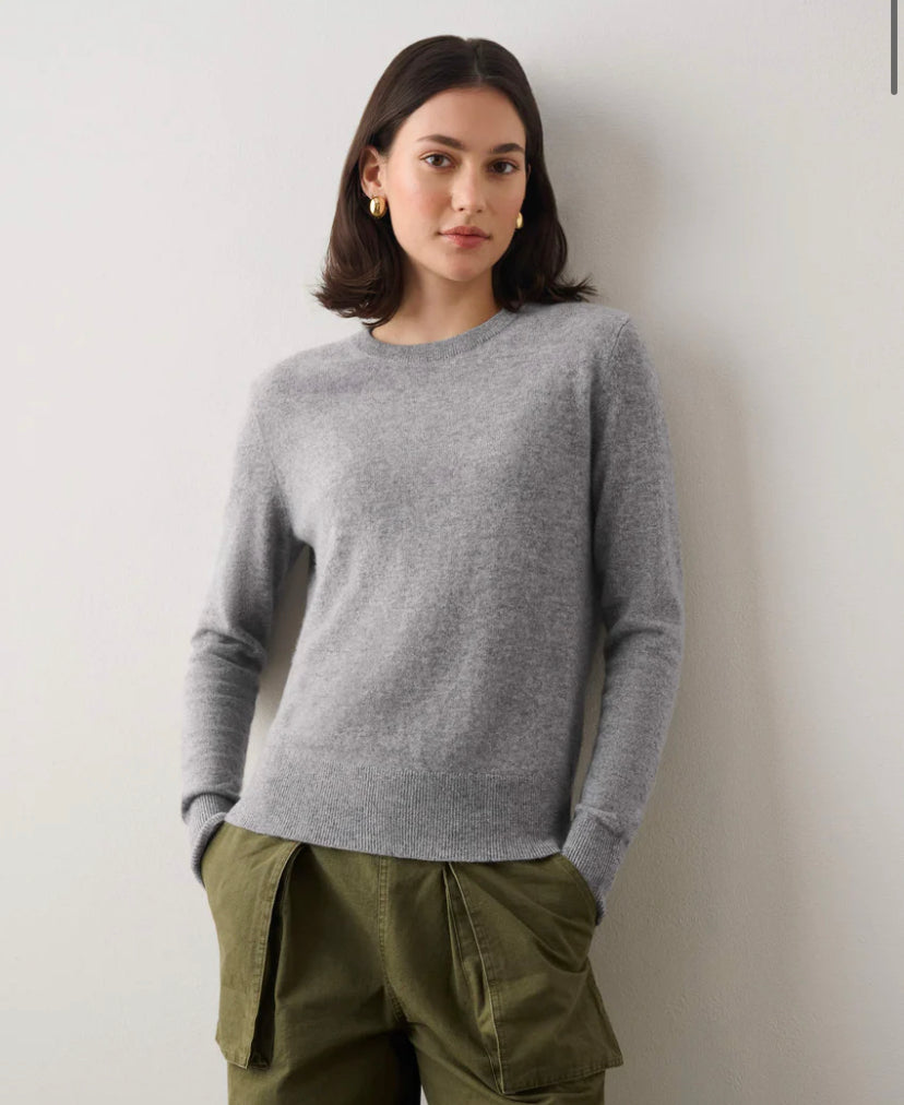 White + Warren Cashmere Classic Crewneck Gray Heather