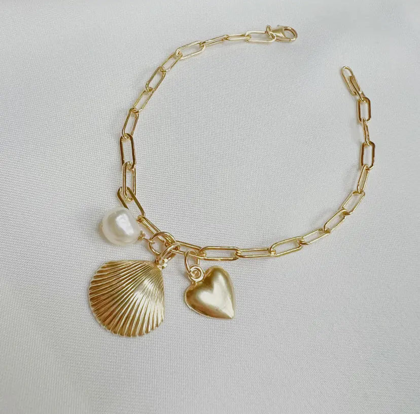 Beach Charm Bracelet Gold