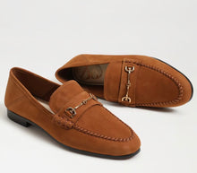 Sam Edelman Loraine Unlined Loafer in Honey Bourbon Nubuck Suede