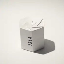 Makana Isla 6.5 oz Candle