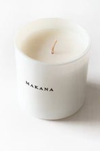 Makana Amber Tarragon 6.5 oz Candle