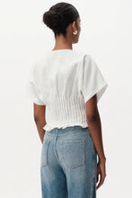 Exquise Cherelle Pleated Detail Linen Blouse in White